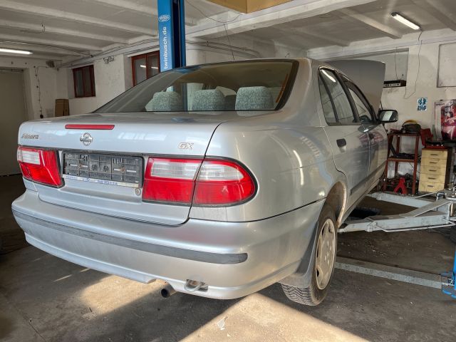 bontott NISSAN ALMERA I Jobb hátsó Külső Kilincs