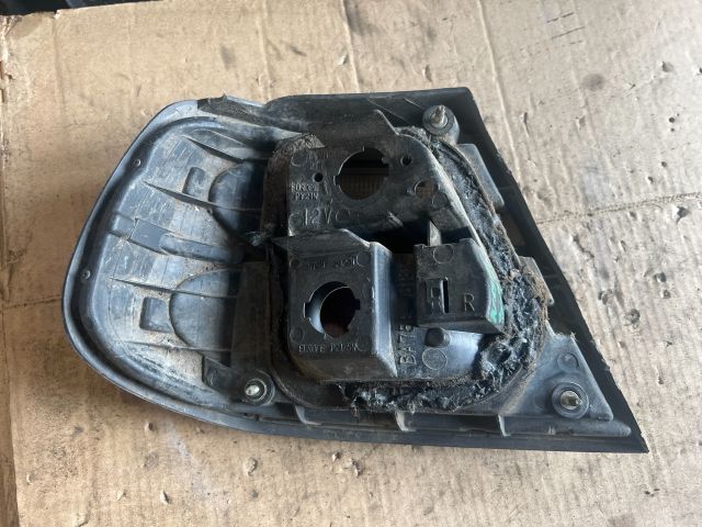 bontott NISSAN ALMERA I Jobb Külső Hátsó Lámpa
