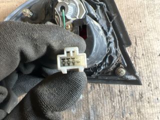 bontott NISSAN ALMERA I Jobb Külső Hátsó Lámpa