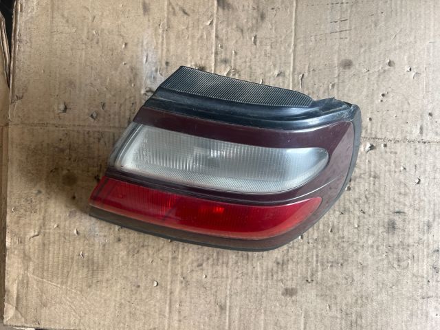 bontott NISSAN ALMERA I Jobb Külső Hátsó Lámpa