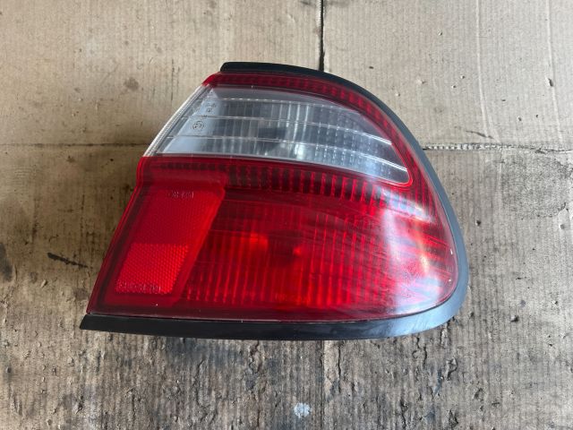 bontott NISSAN ALMERA I Jobb Külső Hátsó Lámpa