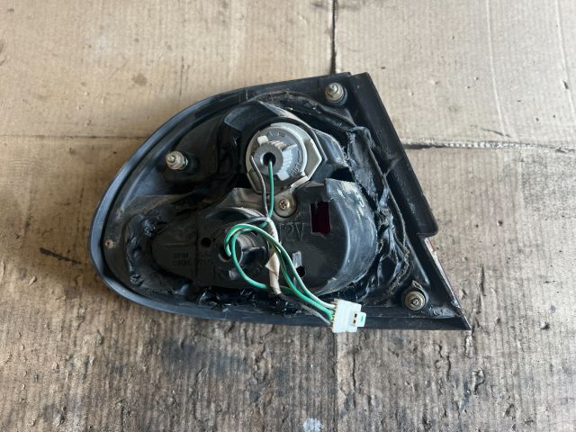 bontott NISSAN ALMERA I Jobb Külső Hátsó Lámpa