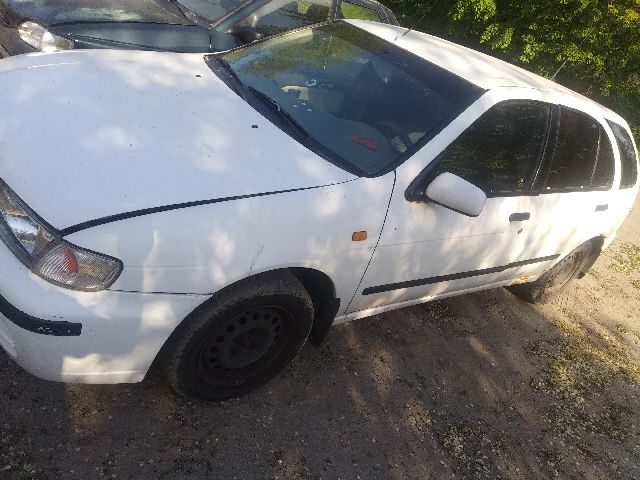 bontott NISSAN ALMERA I Kiegészítők