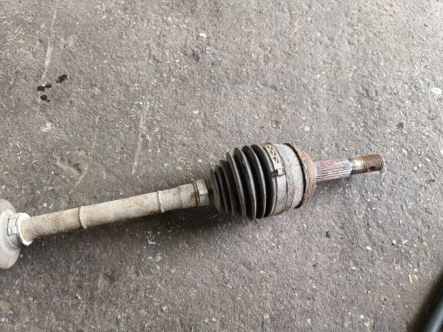 bontott NISSAN ALMERA II Bal Féltengely