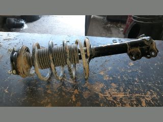 bontott NISSAN ALMERA II Bal első Gólyaláb (Lengécsillapító, Rugó)