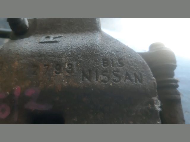 bontott NISSAN ALMERA II Jobb első Féknyereg Munkahengerrel