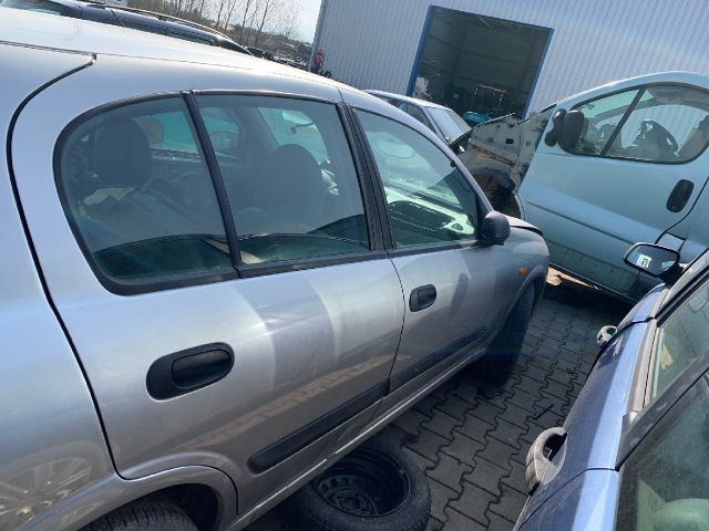 bontott NISSAN ALMERA II Jobb első Féknyereg Munkahengerrel