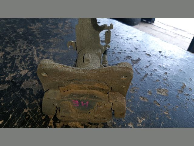 bontott NISSAN ALMERA II Jobb hátsó Féknyereg Munkahengerrel