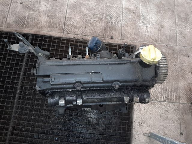 bontott NISSAN ALMERA II Motor (Fűzött blokk hengerfejjel)