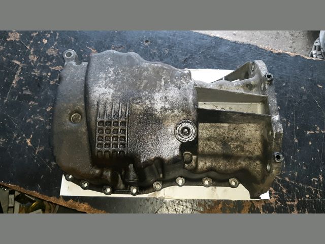 bontott NISSAN ALMERA II Olajteknő