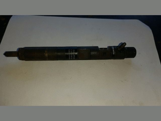 bontott NISSAN ALMERA II Porlasztó (1 db)