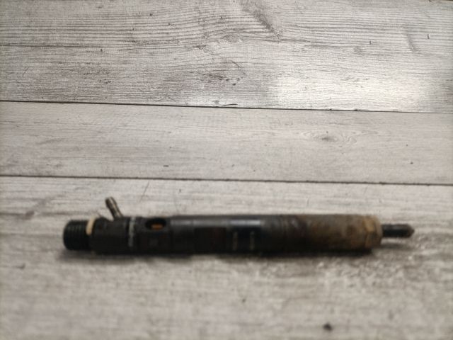 bontott NISSAN ALMERA II Porlasztó (1 db)