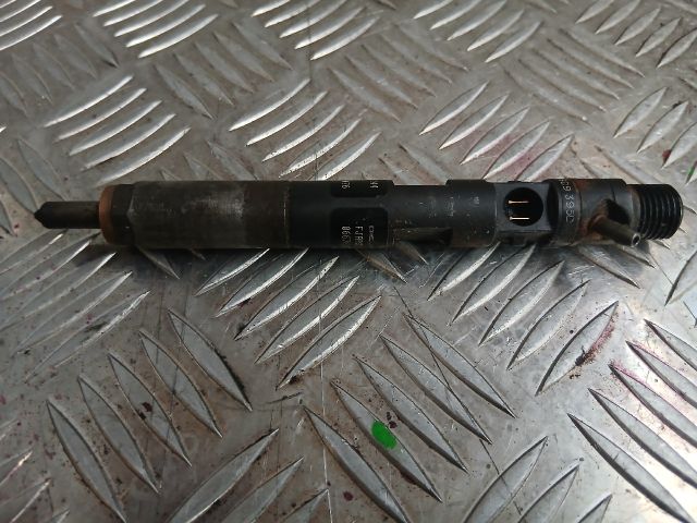 bontott NISSAN ALMERA II Porlasztó (1 db)