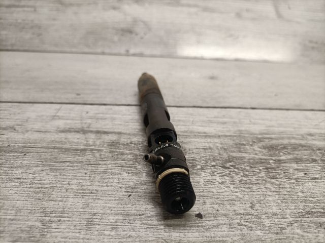 bontott NISSAN ALMERA II Porlasztó (1 db)