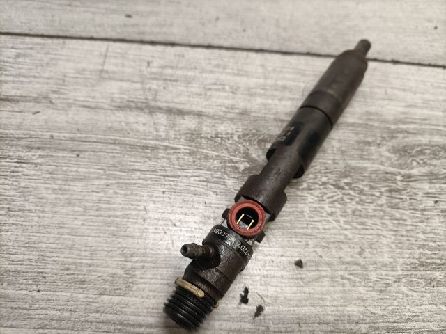 bontott NISSAN ALMERA II Porlasztó (1 db)