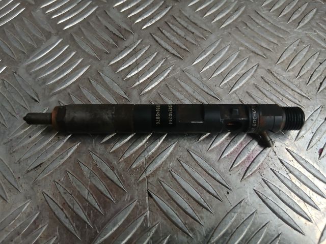 bontott NISSAN ALMERA II Porlasztó (1 db)