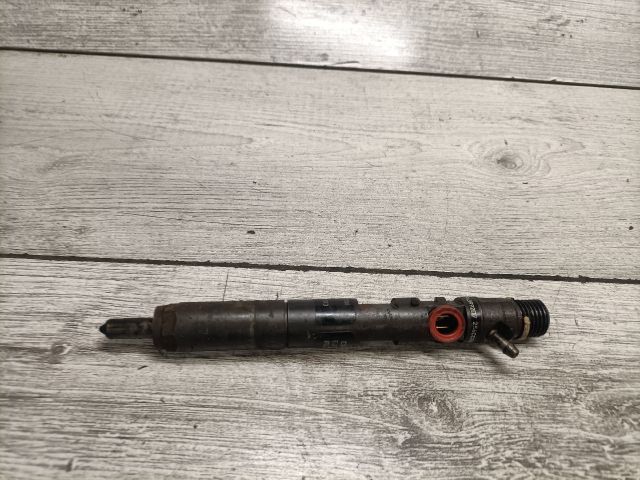 bontott NISSAN ALMERA II Porlasztó (1 db)