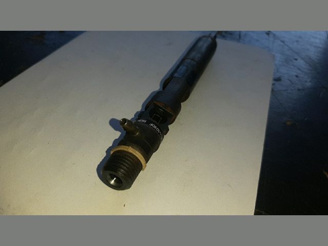 bontott NISSAN ALMERA II Porlasztó (1 db)