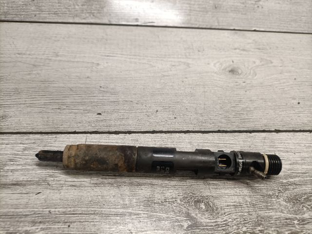 bontott NISSAN ALMERA II Porlasztó (1 db)