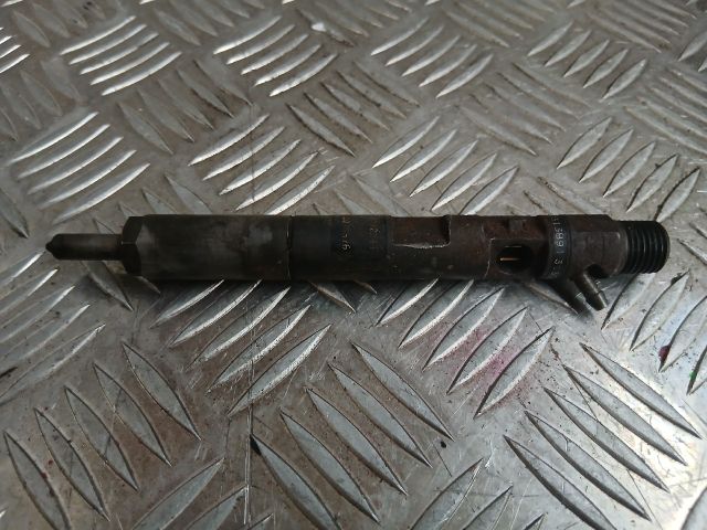 bontott NISSAN ALMERA II Porlasztó (1 db)