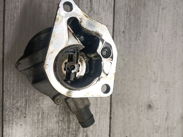 bontott NISSAN ALMERA II Vákumpumpa