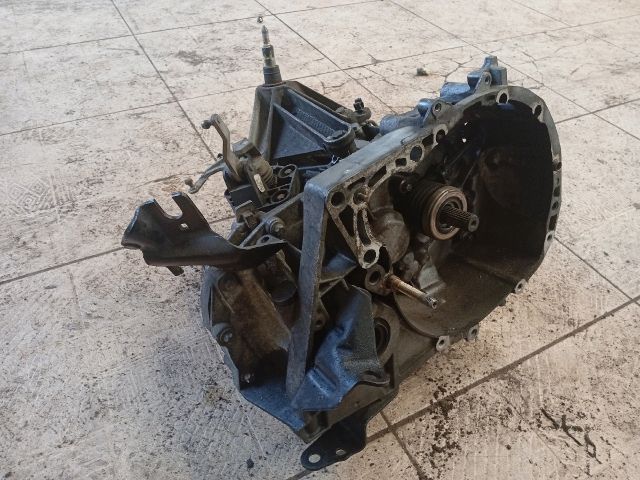 bontott NISSAN ALMERA II Váltó (Mechanikus)