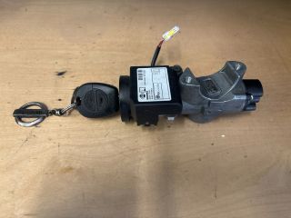 bontott NISSAN ALMERA II Gyújtáskapcsoló Házzal