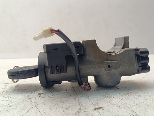 bontott NISSAN ALMERA II Gyújtáskapcsoló