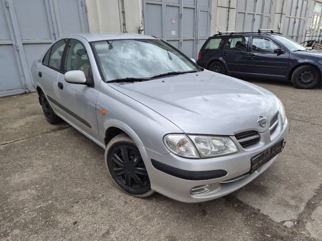 bontott NISSAN ALMERA II Jobb első Csonkállvány Kerékaggyal