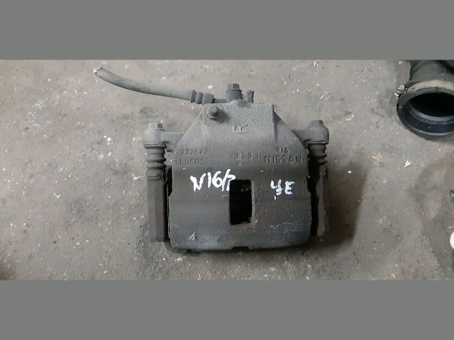 bontott NISSAN ALMERA II Jobb első Féknyereg Munkahengerrel