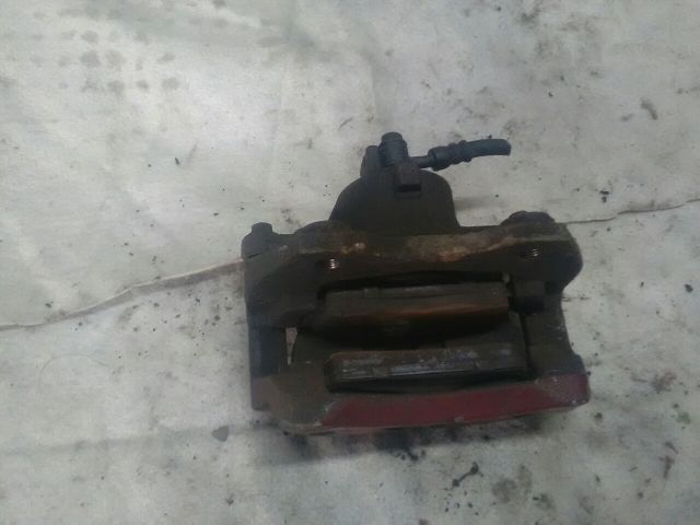 bontott NISSAN ALMERA II Jobb első Féknyereg Munkahengerrel