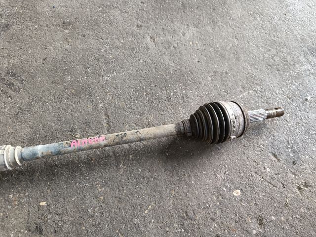 bontott NISSAN ALMERA II Jobb Féltengely