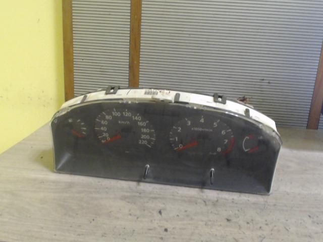 bontott NISSAN ALMERA II Kilométeróra