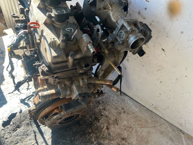 bontott NISSAN ALMERA II Motor (Fűzött blokk hengerfejjel)