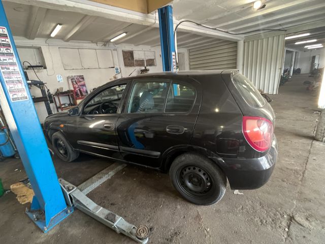 bontott NISSAN ALMERA II Porlasztó (1 db)