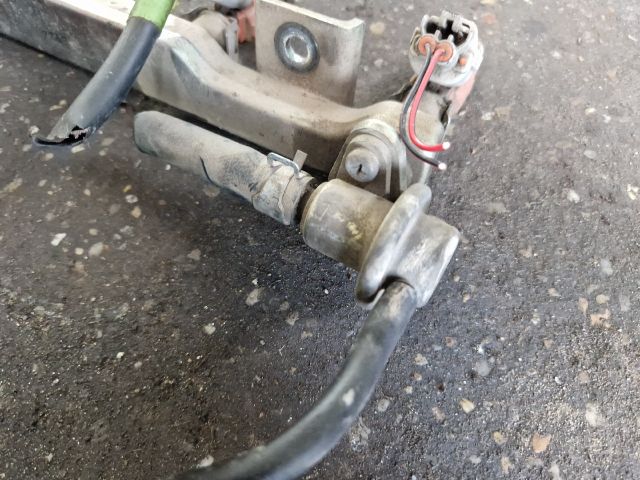 bontott NISSAN ALMERA II Porlasztó Sor / Híd