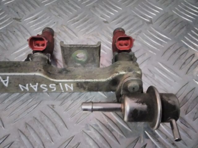 bontott NISSAN ALMERA II Porlasztó Sor / Híd