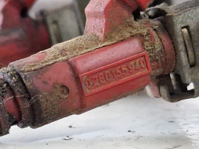 bontott NISSAN ALMERA II Porlasztó Sor / Híd