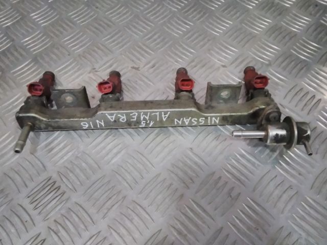 bontott NISSAN ALMERA II Porlasztó Sor / Híd