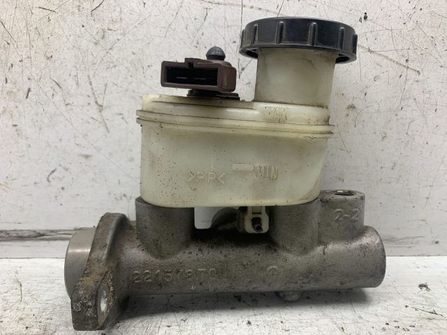 bontott NISSAN ALMERA II Főfékhenger