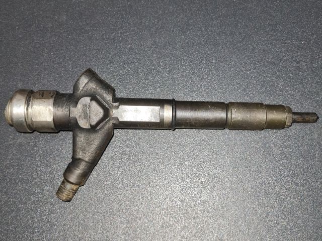 bontott NISSAN ALMERA II Porlasztó (1 db)