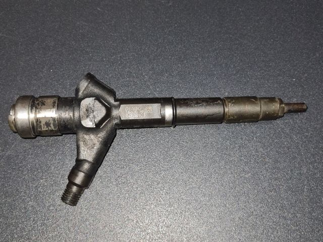 bontott NISSAN ALMERA II Porlasztó (1 db)