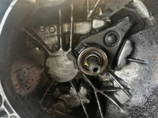 bontott NISSAN ALMERA II Váltó (Mechanikus)