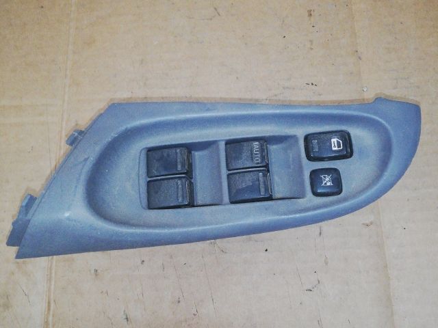 bontott NISSAN ALMERA II Ablakemelő Kapcsoló Négyes / Kettes