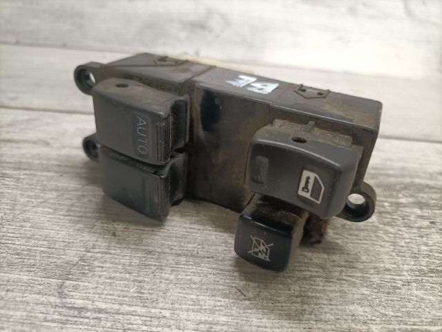 bontott NISSAN ALMERA II Ablakemelő Kapcsoló Négyes / Kettes