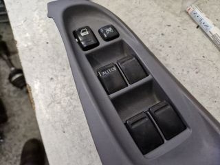 bontott NISSAN ALMERA II Ablakemelő Kapcsoló Négyes / Kettes