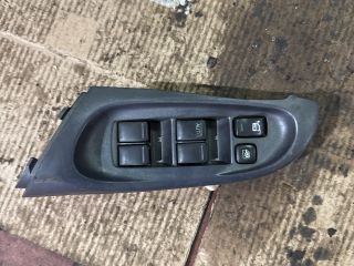 bontott NISSAN ALMERA II Ablakemelő Kapcsoló Négyes / Kettes