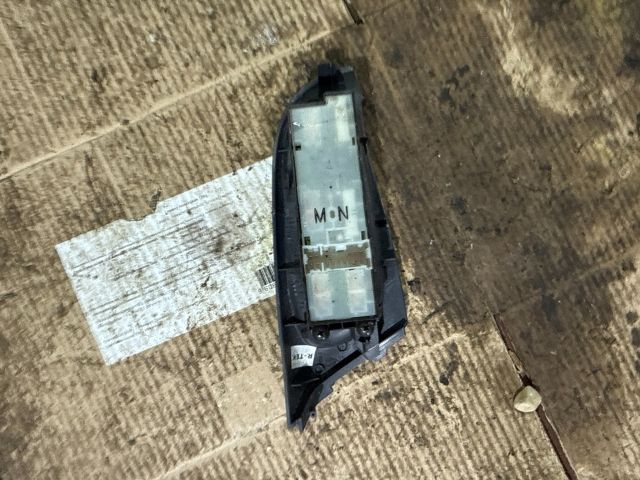 bontott NISSAN ALMERA II Ablakemelő Kapcsoló Négyes / Kettes