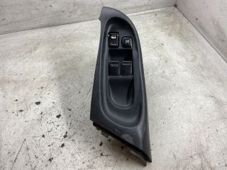 bontott NISSAN ALMERA II Bal első Ablakemelő Kapcsoló