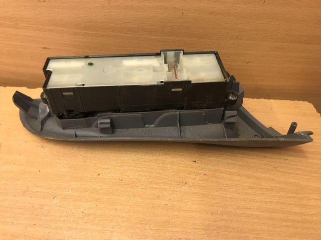 bontott NISSAN ALMERA II Bal első Ablakemelő Kapcsoló